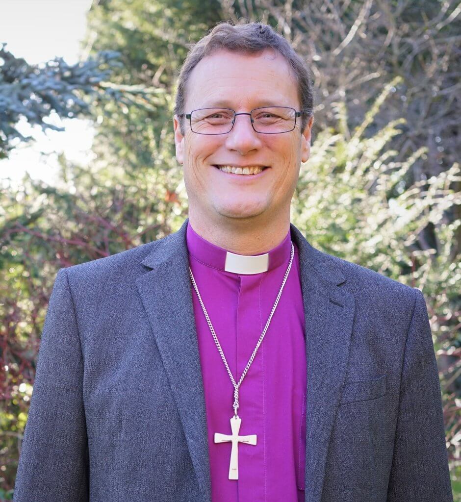 The Bishop of the Leicester visits Inter Care